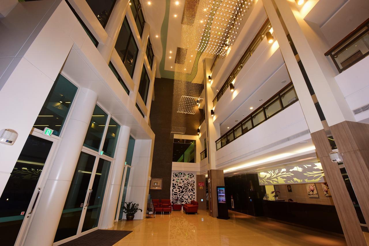 Sun Moon Lake Teachers' Hostel Yuchi Exterior photo